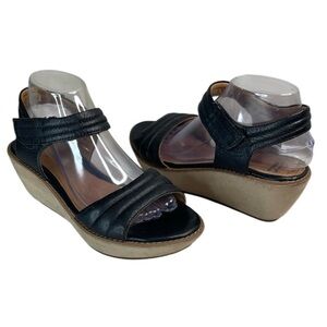 Clarks Soft Cushion Hazelle Alba Black Ankle Strap Wedge Sandals Velcro Size 9